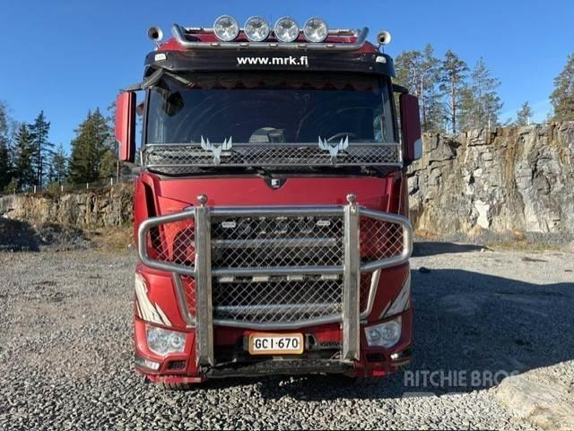 Sisu CK16M 8*4 덤프 트럭