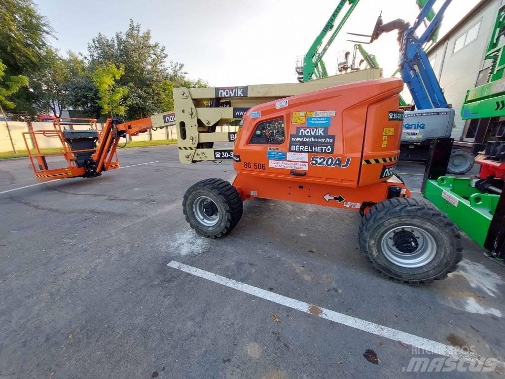 JLG 520 AJ 관절형 전동이동 리프트