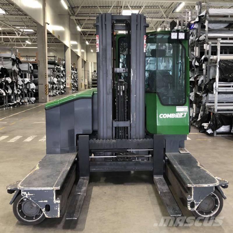 Combilift C 4000 ET 4방향 리치트럭