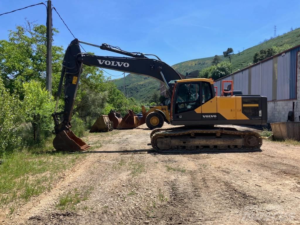 Volvo EC 220 E 대형 굴삭기 29톤 이상