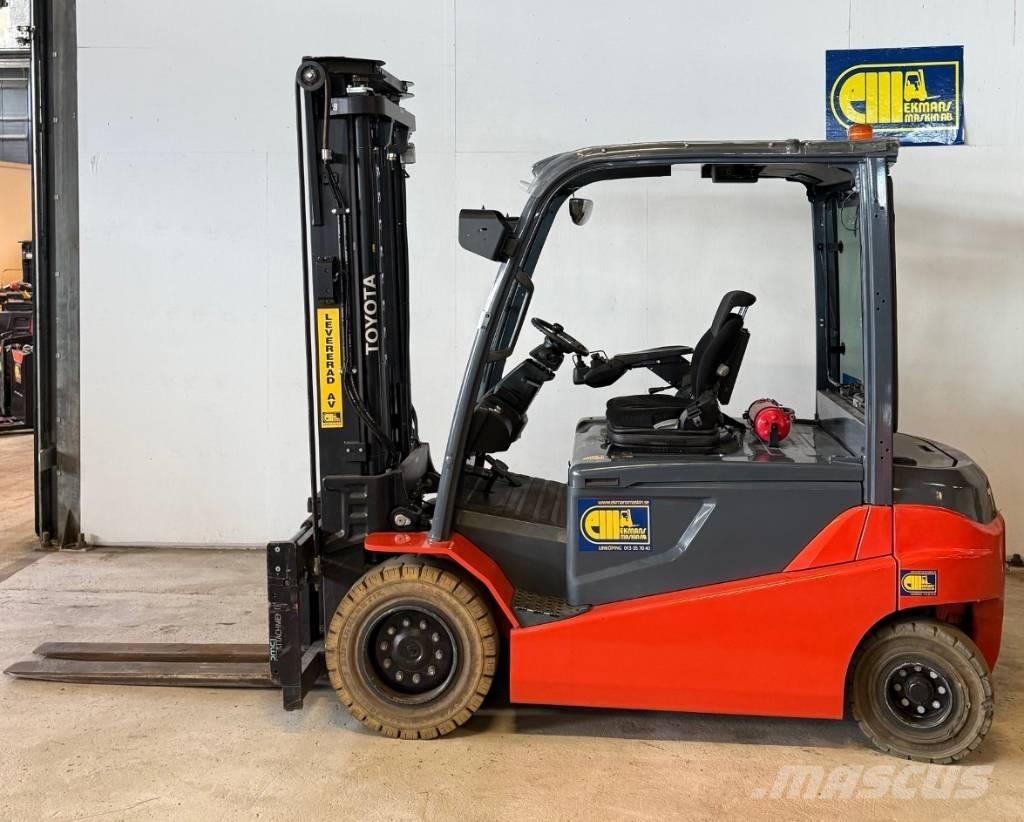 Toyota truck 8FBMT45 전동 지게차