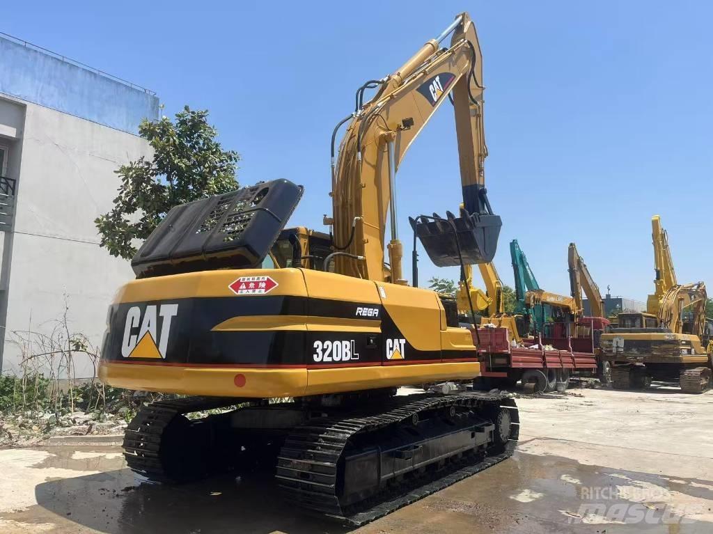 CAT 320 B L 대형 굴삭기 29톤 이상
