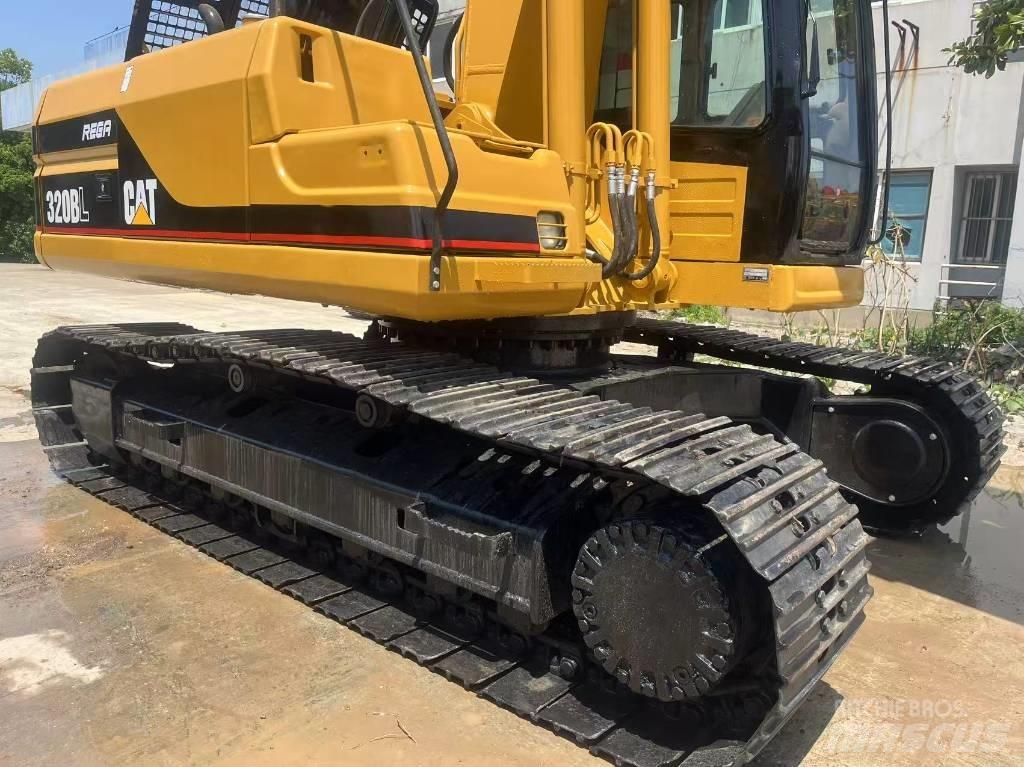 CAT 320 B L 대형 굴삭기 29톤 이상