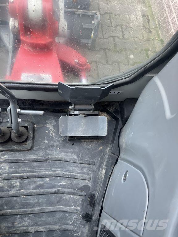 Takeuchi TB216 소형 굴삭기 7톤 미만