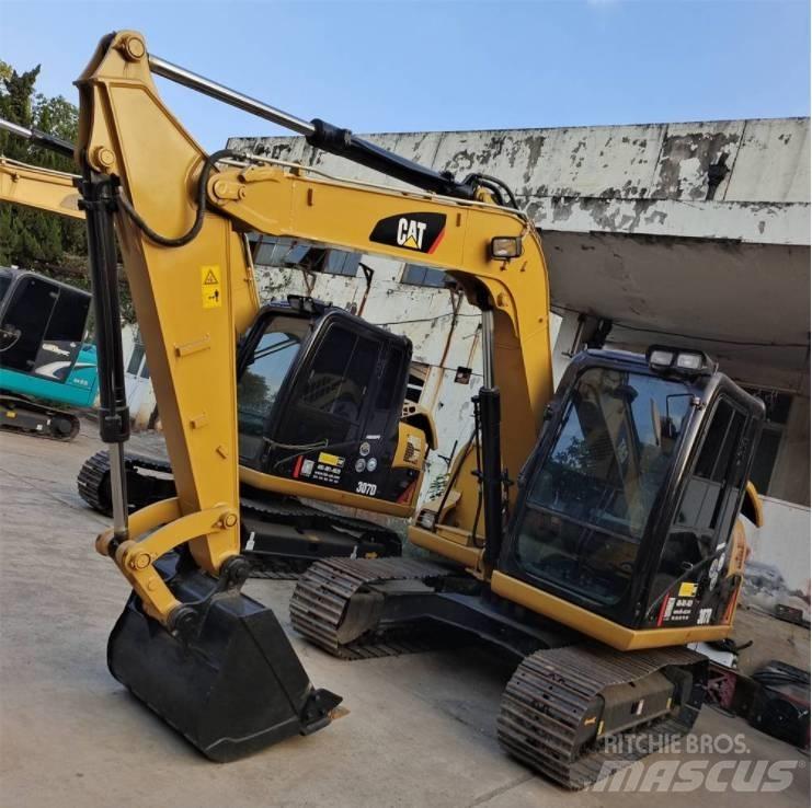 CAT 307 D 대형 굴삭기 29톤 이상