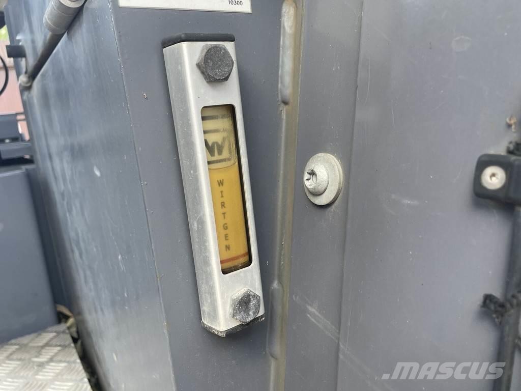 Wirtgen W150CFi 아스팔트 콜드 밀링 기계