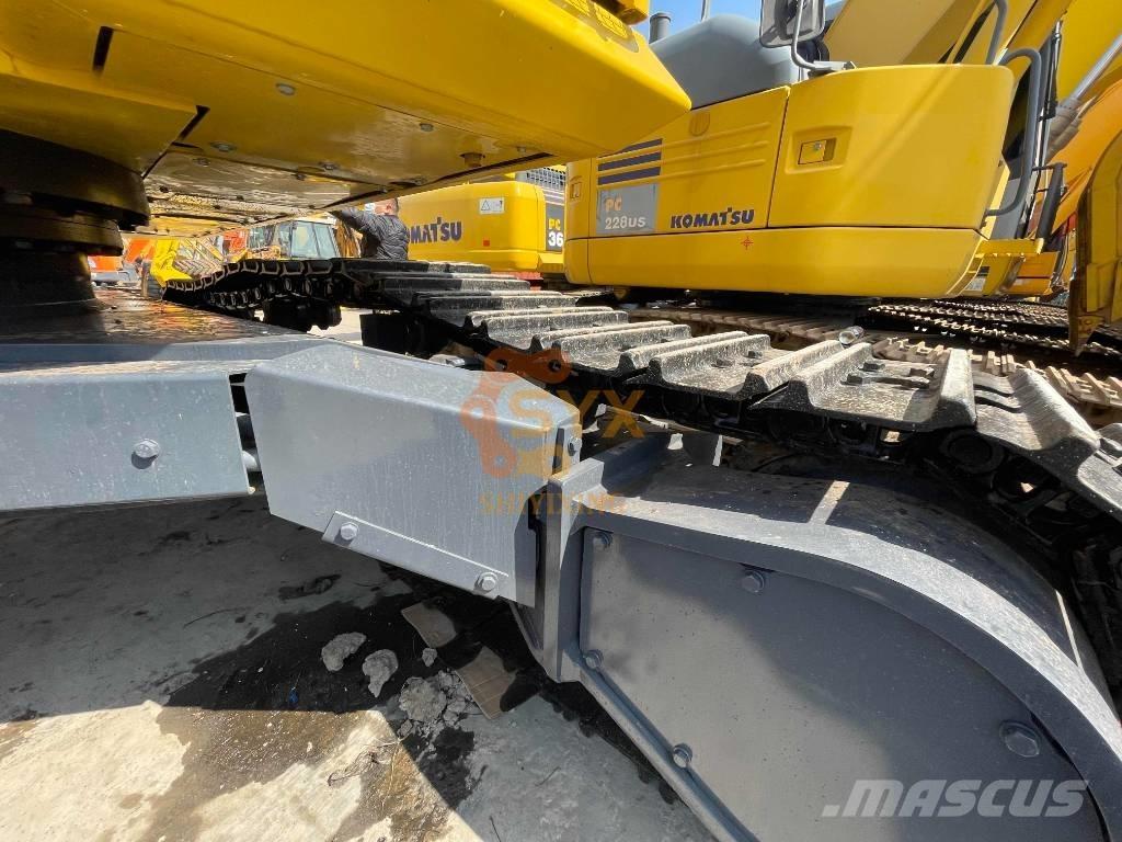 Komatsu PC 450-8 대형 굴삭기 29톤 이상