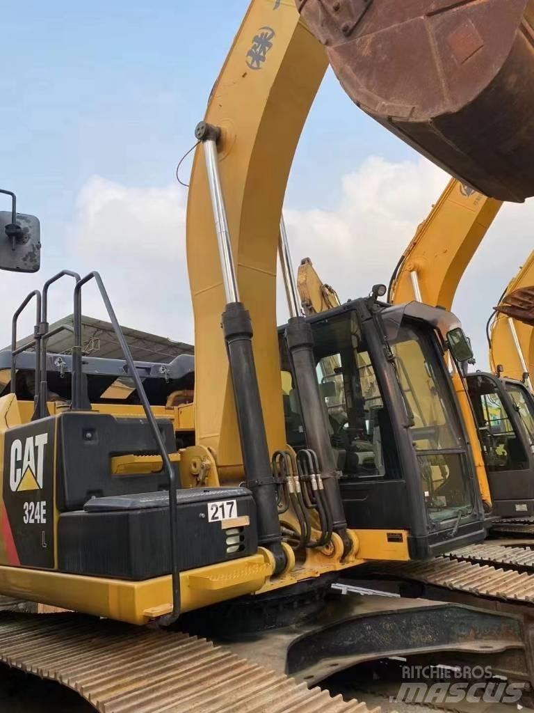 CAT 324 E 대형 굴삭기 29톤 이상