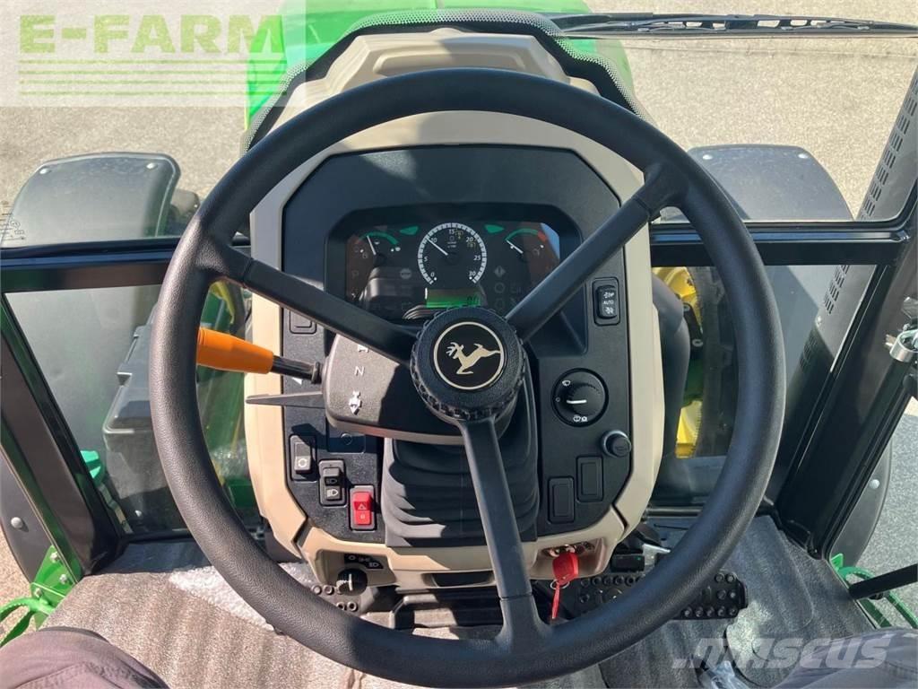 John Deere 5067E 트랙터