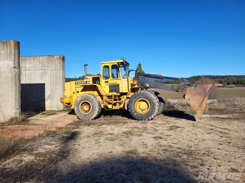 Volvo BM L90 미니 로더