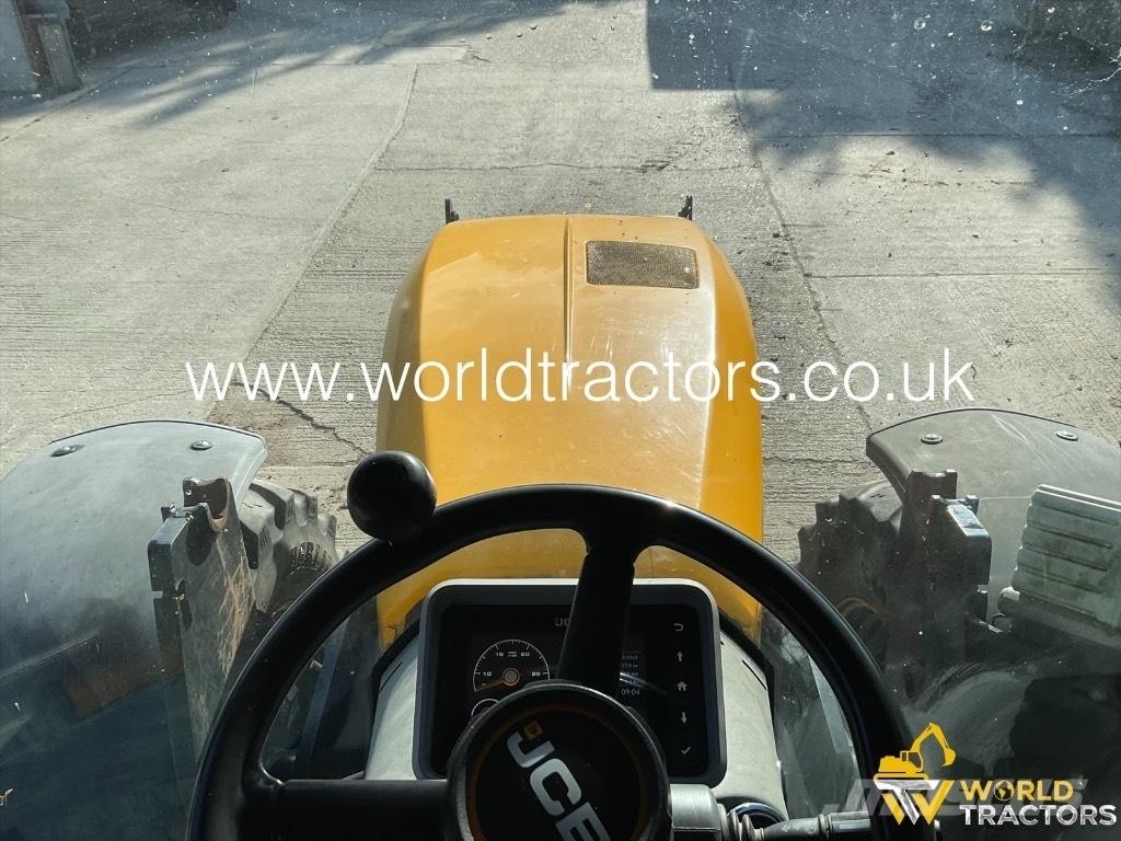 JCB Fastrac 4220 트랙터