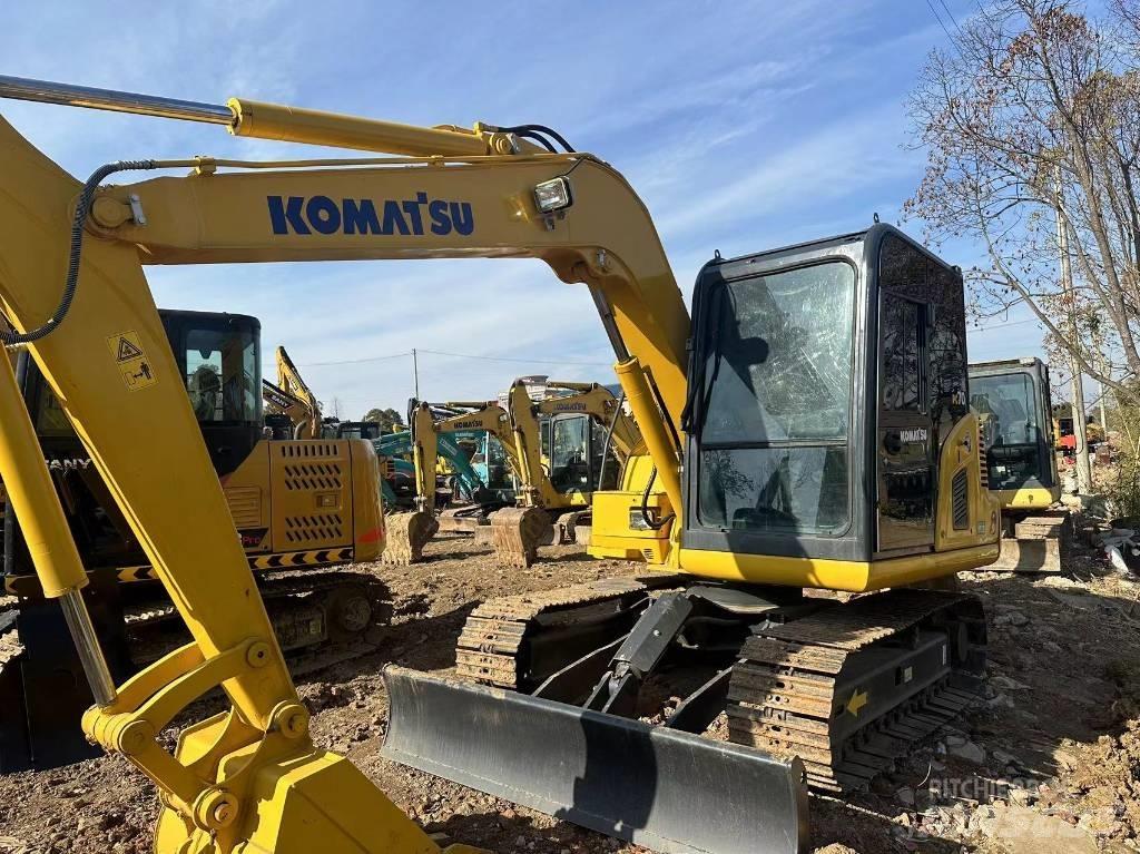 Komatsu PC 70 중형굴삭기 7톤-28톤