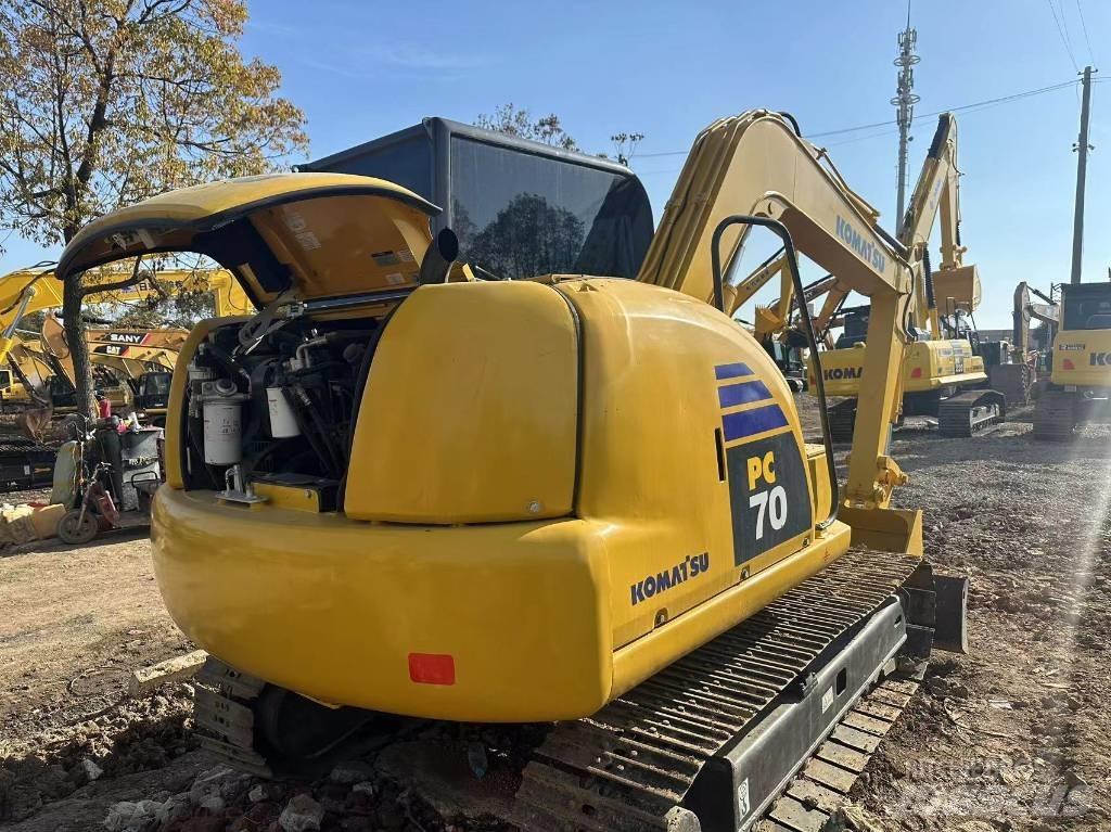 Komatsu PC 70 중형굴삭기 7톤-28톤
