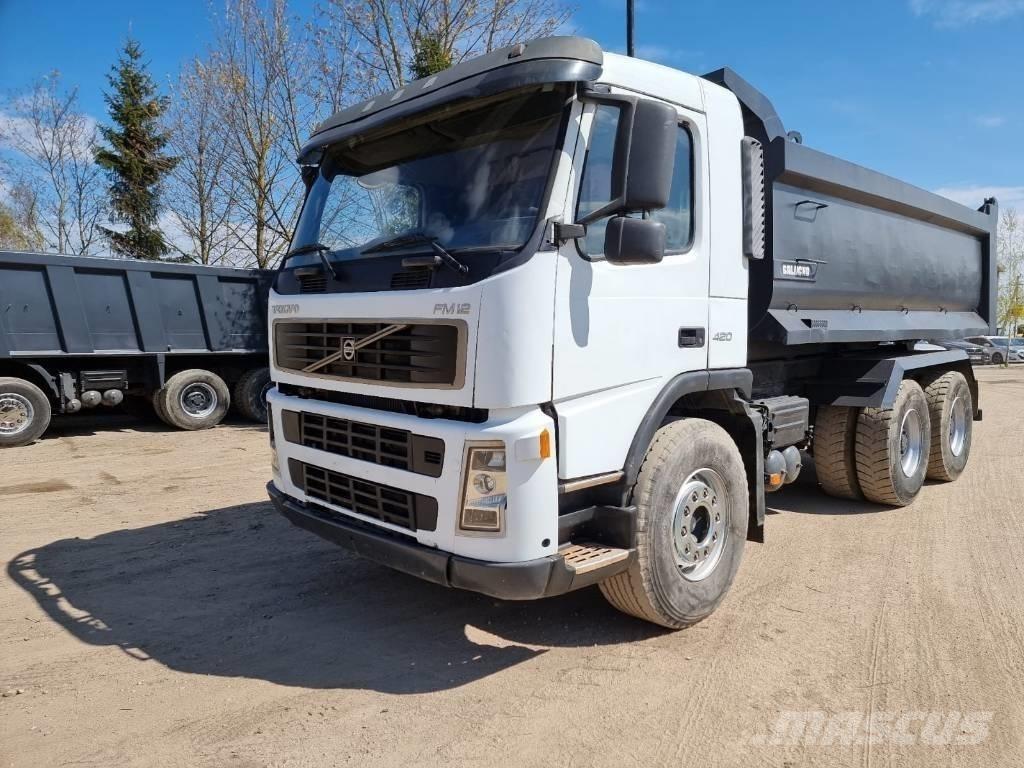 Volvo FM 420 6X4 스킵 로더 트럭