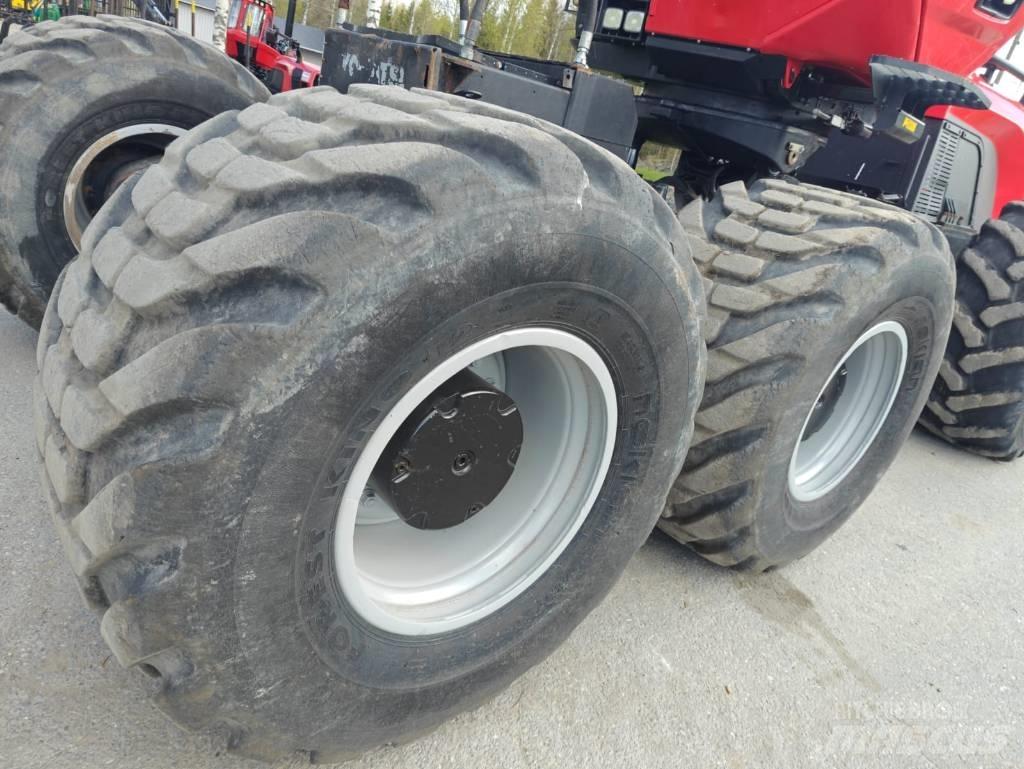 Komatsu 951 원목 하베스터