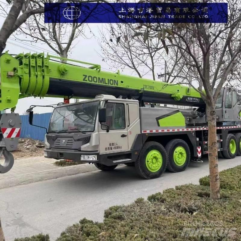 Zoomlion ZTC 700 V A/T 크레인