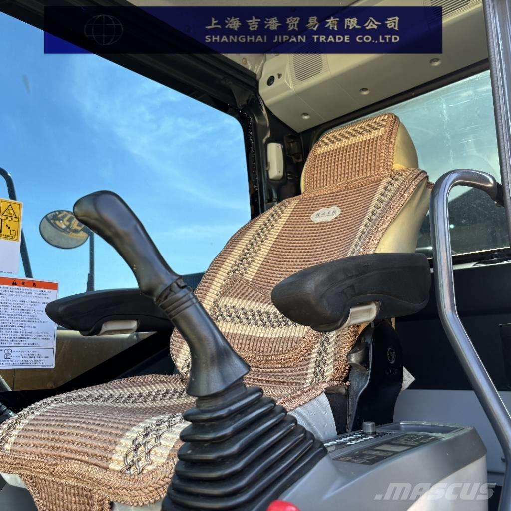 Komatsu PC 130 중형굴삭기 7톤-28톤