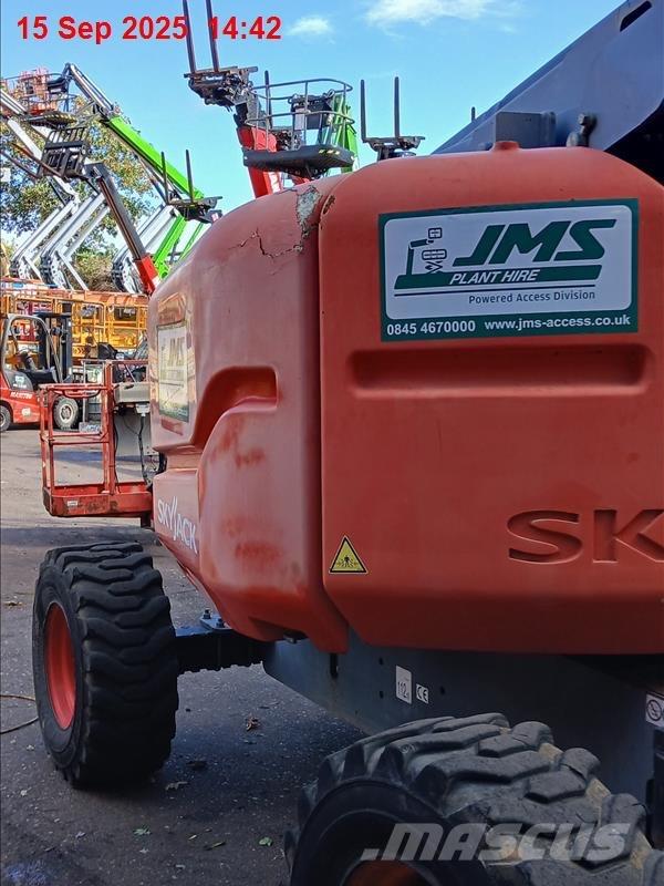 SkyJack SJ 63 AJ 관절형 전동이동 리프트