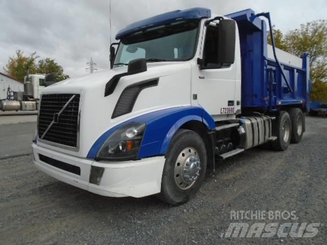 Volvo VNL 덤프 트럭