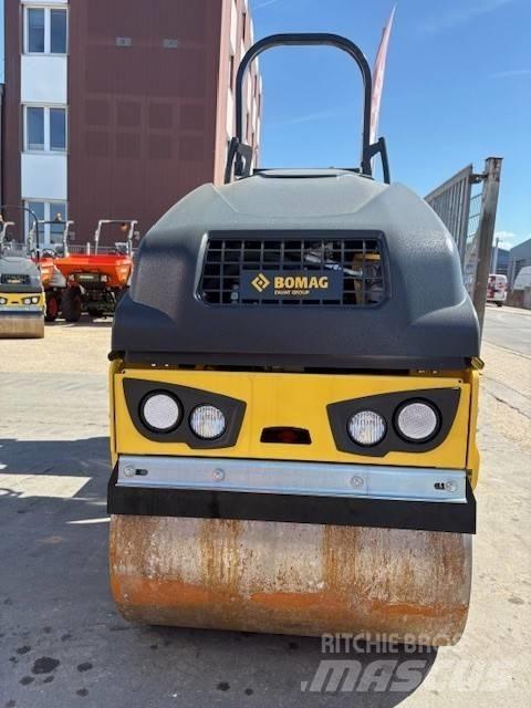Bomag BW 80 AD-5 트윈 드럼 롤러
