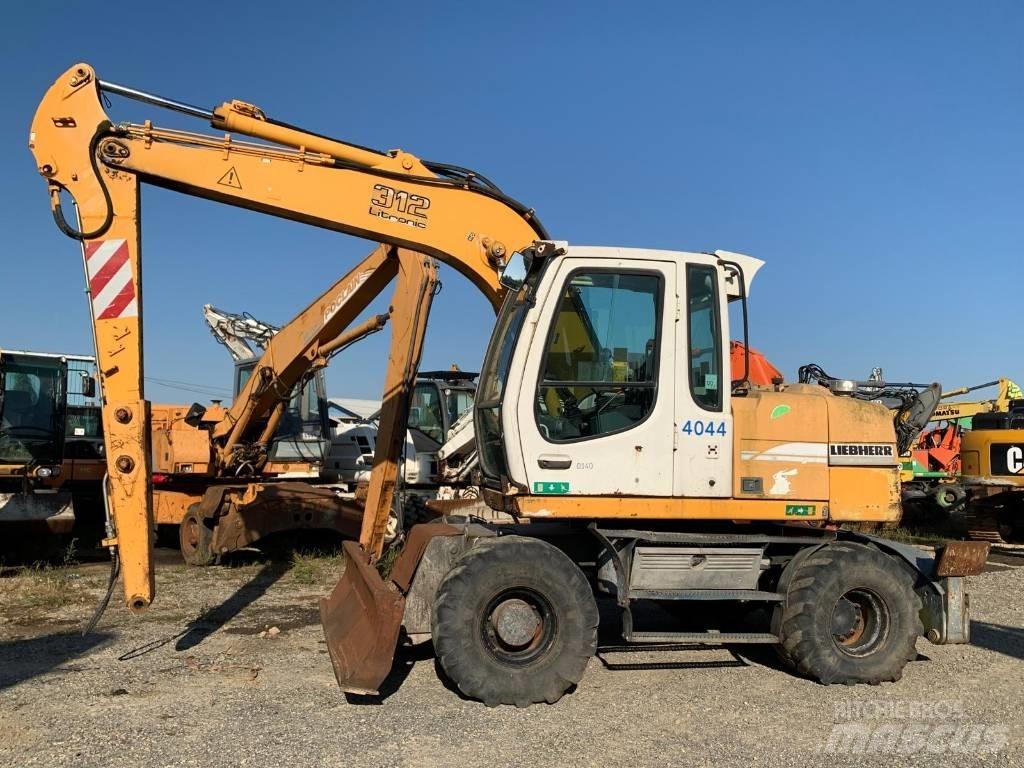 Liebherr A 312  휠 굴삭기