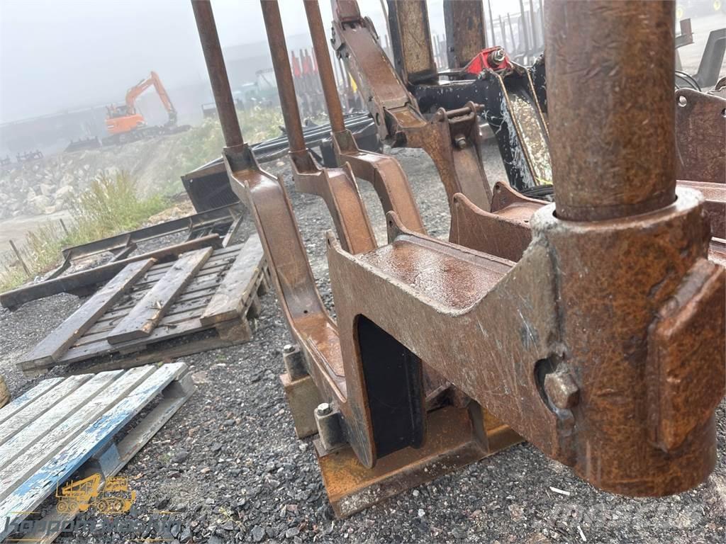 Valmet 860 기타 구성품