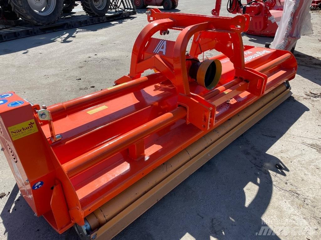 Agrimaster RV 320 목장 제초기 및 토퍼