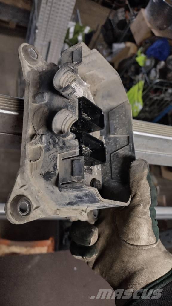 Volvo FCIOMM 일렉트로닉스