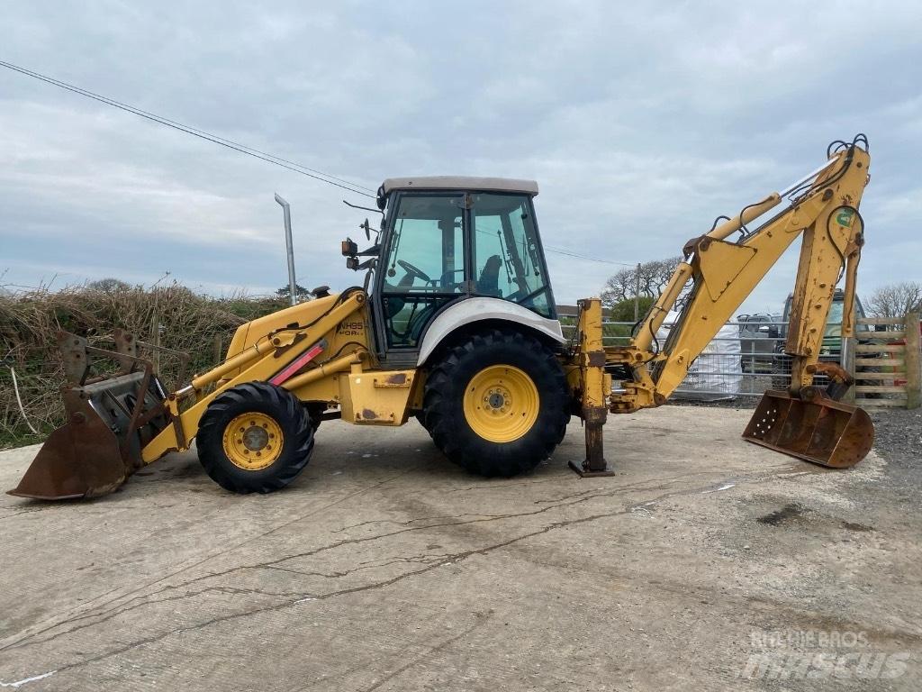 New Holland NH 95 백호로더