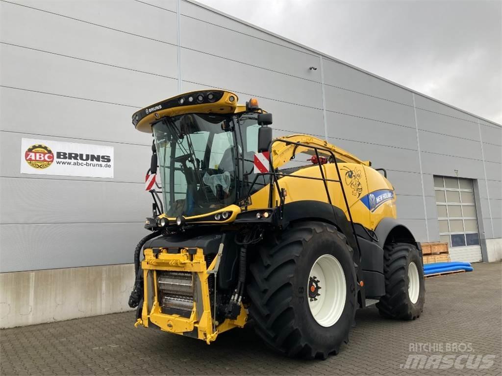 New Holland FR550 목초 수확기