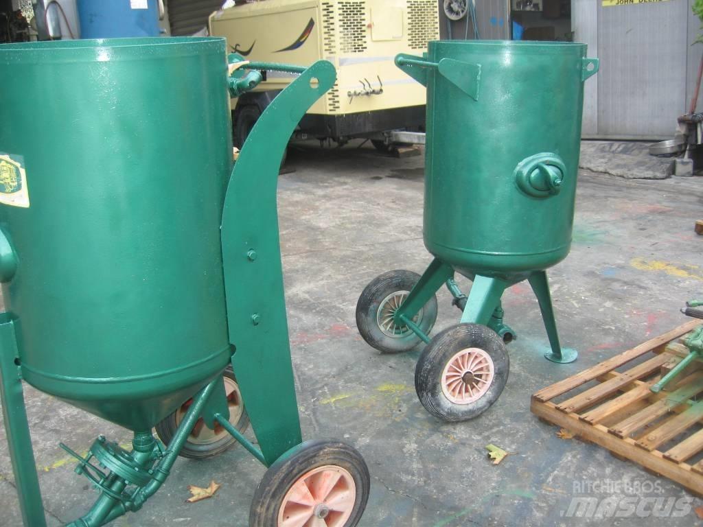 Atlas CLEMCO 50 L 모래(염화칼슘) 살포기