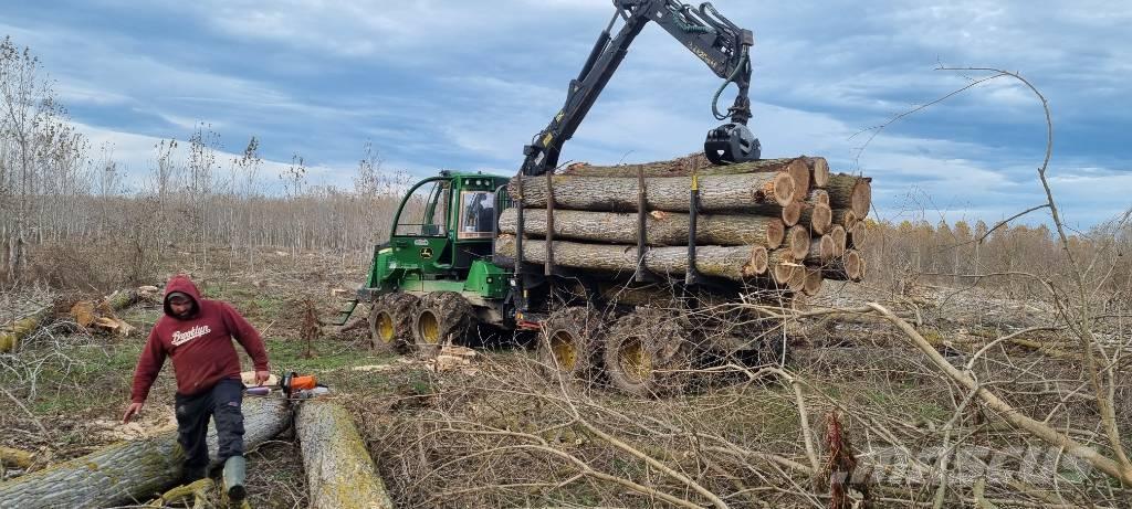 John Deere 1110 원목 포워더