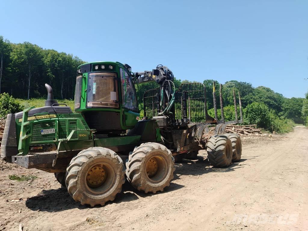 John Deere 1110 원목 포워더