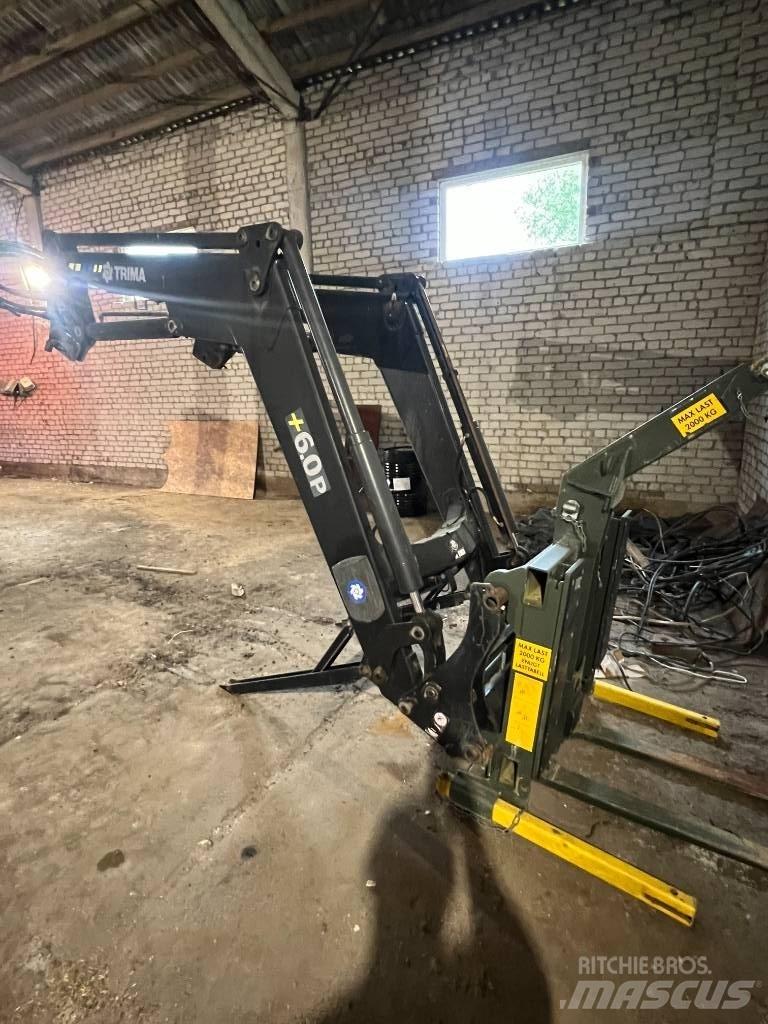 CLAAS Axion 840 트랙터