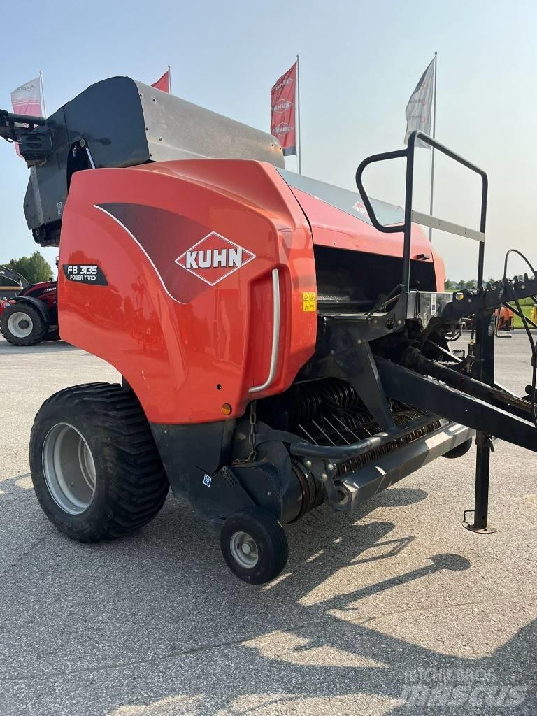 Kuhn FB 3135 원형 곤포기