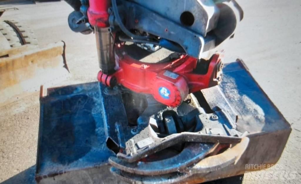 Volvo EW 180 B  휠 굴삭기