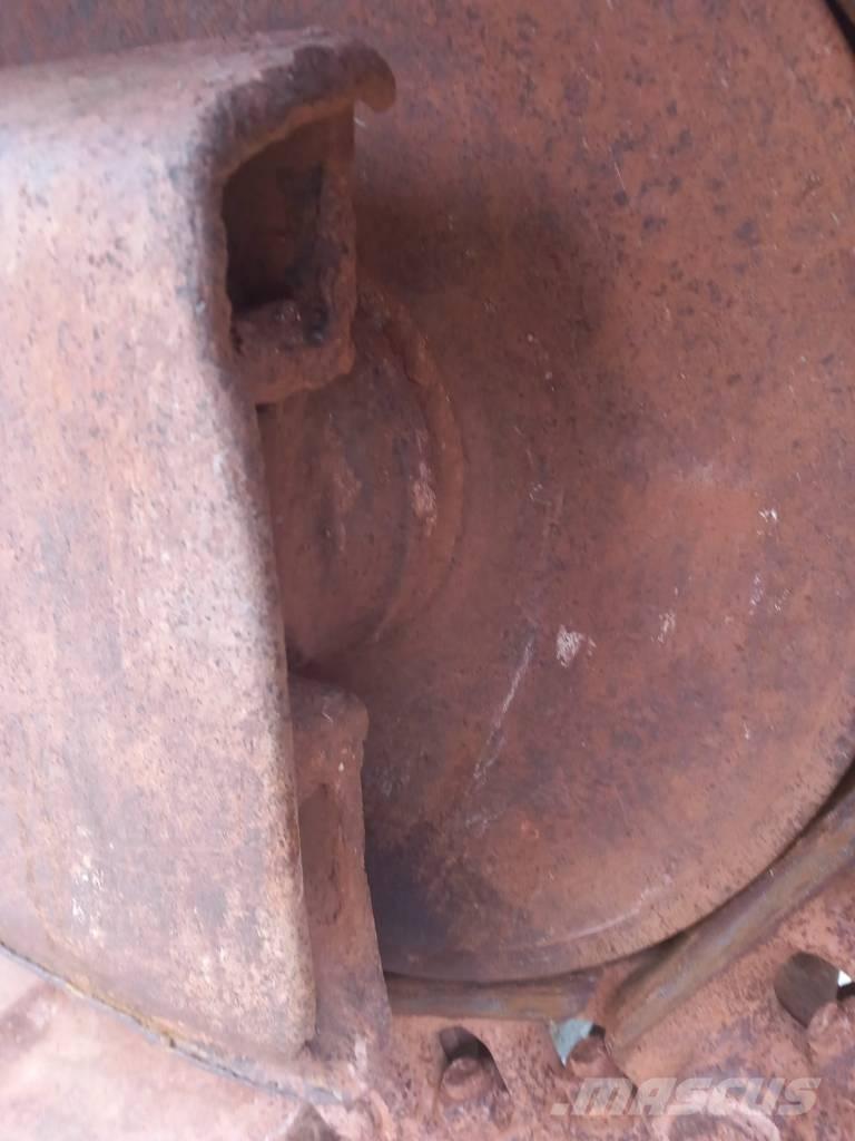 Komatsu PC210LC-10 대형 굴삭기 29톤 이상