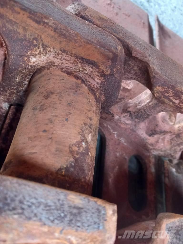 Komatsu PC210LC-10 대형 굴삭기 29톤 이상