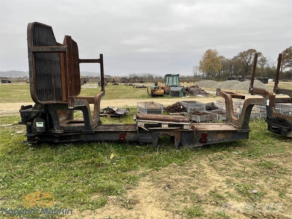 John Deere 1210E 기타 구성품