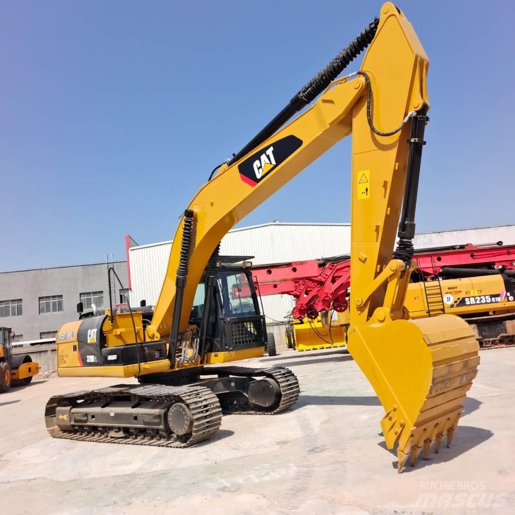 CAT 320 D L 대형 굴삭기 29톤 이상