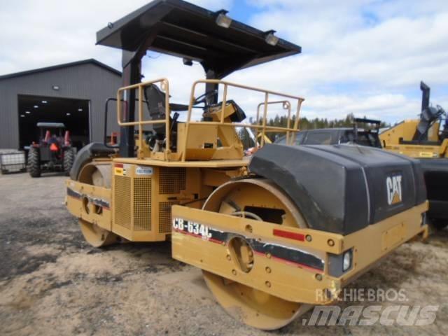 CAT CB 634 C 트윈 드럼 롤러