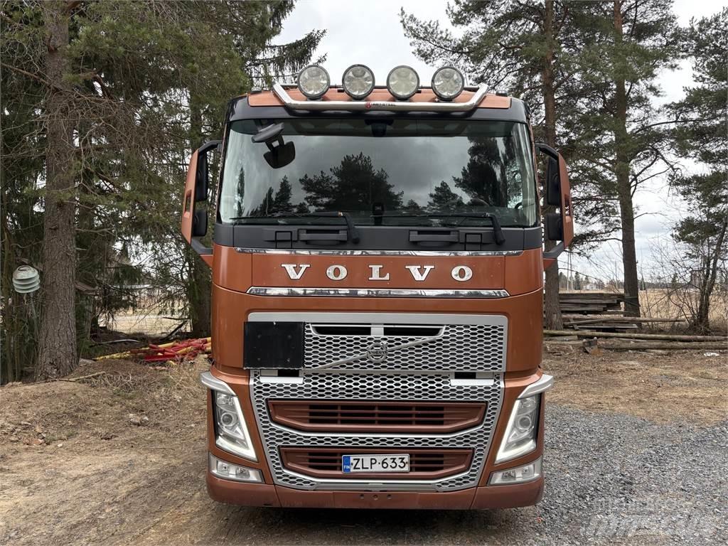Volvo FH 540 8*4 새시 운전실 트럭