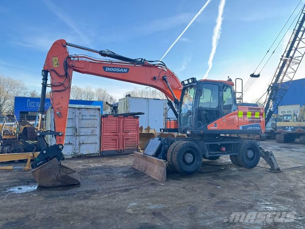 Doosan DX 170 W - 5  휠 굴삭기