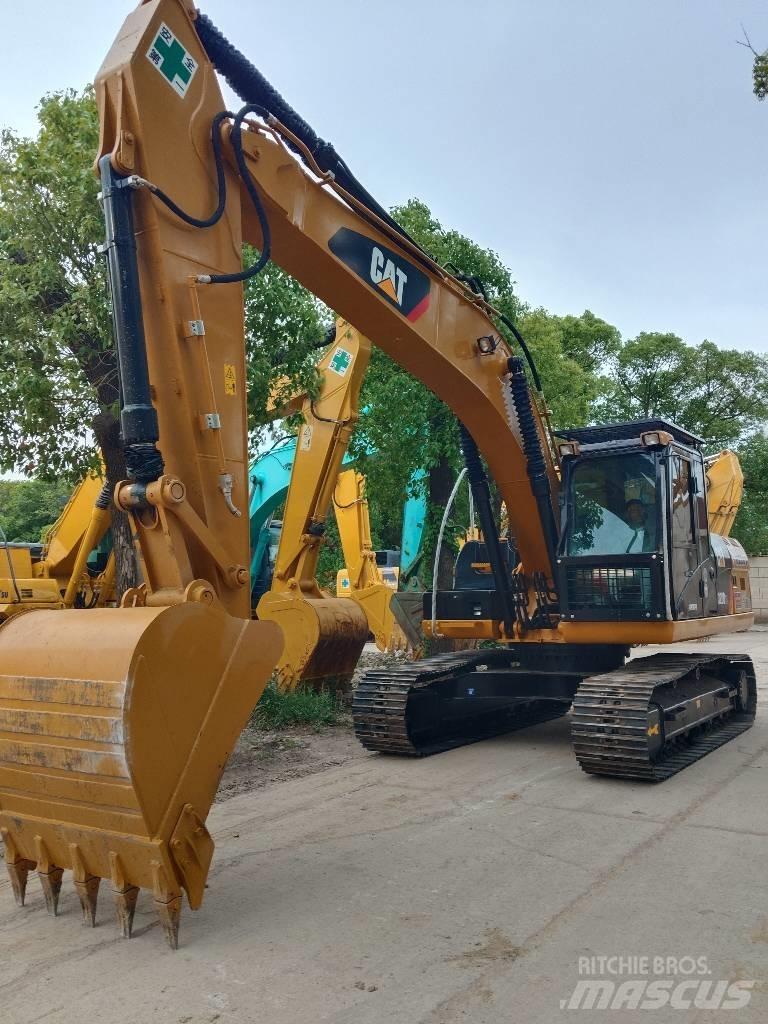 CAT 320D2L 대형 굴삭기 29톤 이상