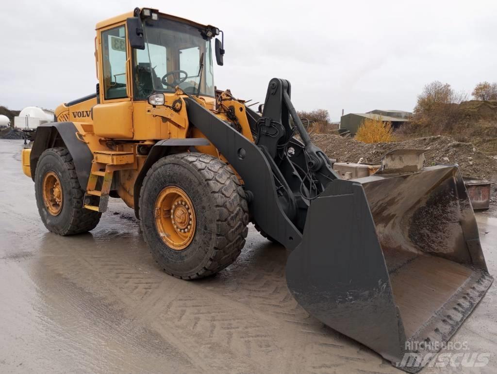 Volvo L 90 E  휠로우더