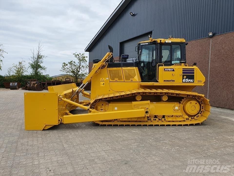 Komatsu D 65 PX-17 크롤러 도저