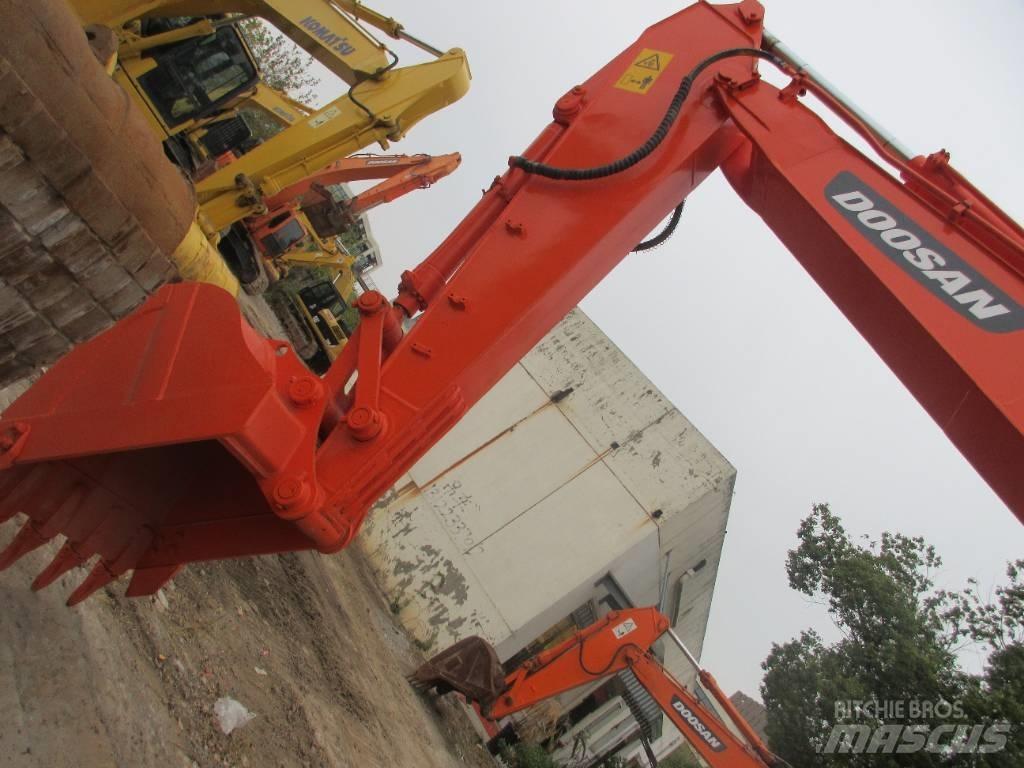 Doosan DH 150 LC-7  휠 굴삭기