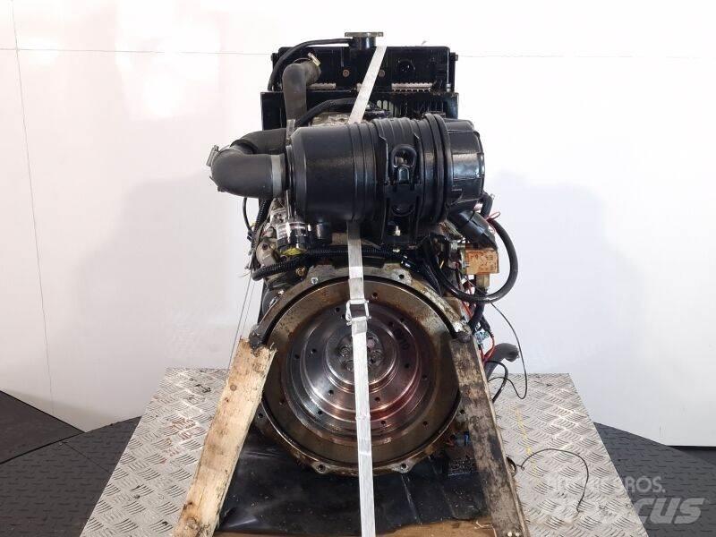 Perkins 403C-11 엔진