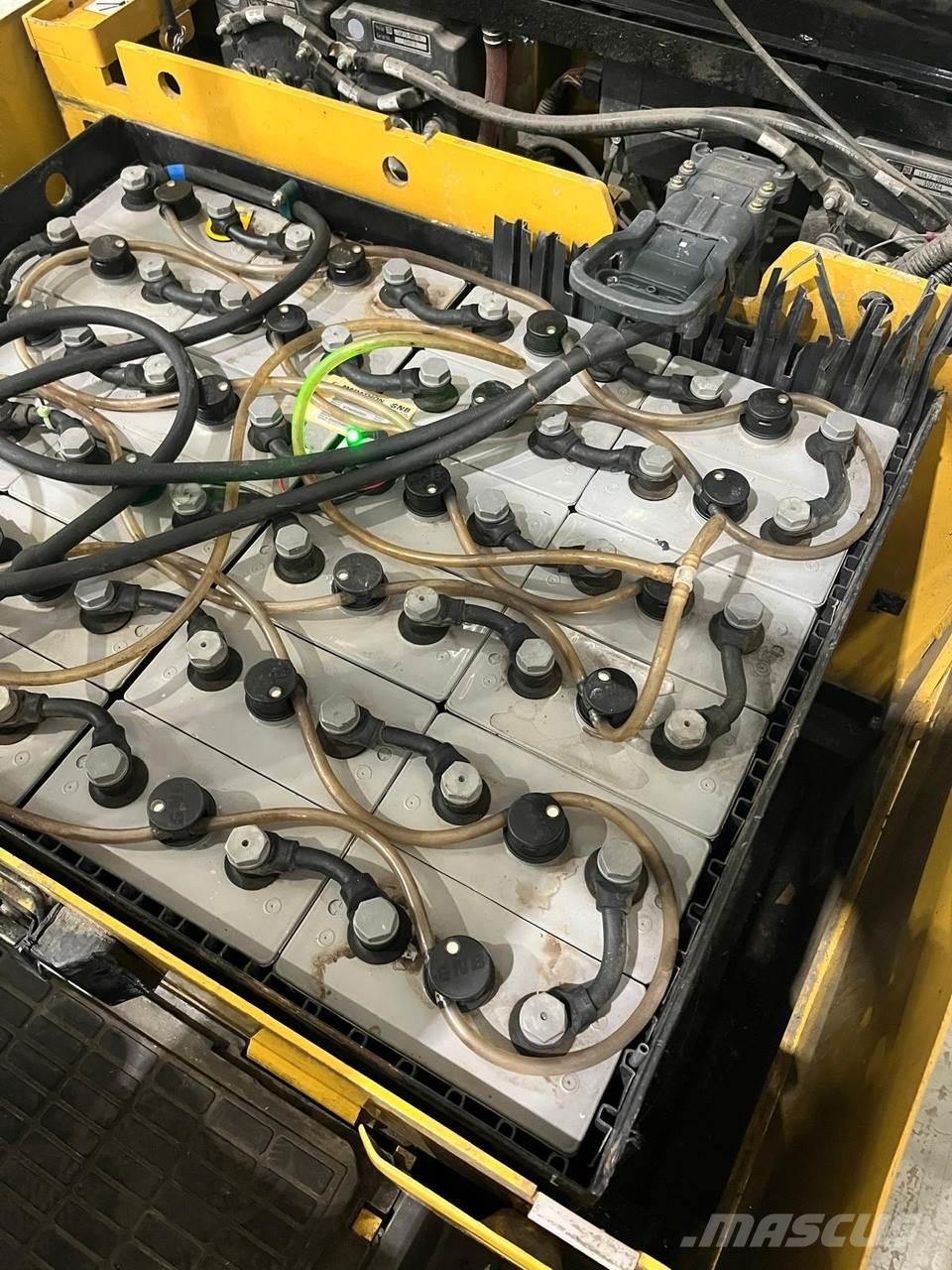  EP18CPNT 전동 지게차