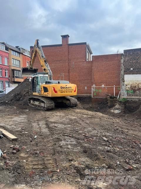 Liebherr 922 대형 굴삭기 29톤 이상